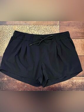 🍋 Lululemon Drawstring Athletic Shorts